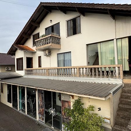 Hospedaria Da Salete Treze Tílias Exterior foto